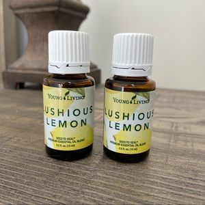 Young Living Lushious Lemon Essential Oil Blend (15 ml)